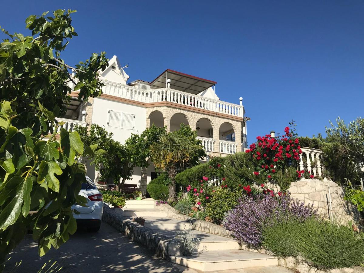 Apartment Santa Marina Primosten Exterior photo